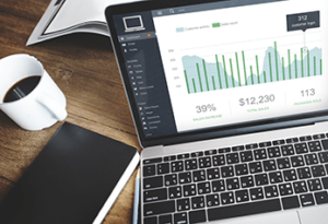 Tableau de bord sur écran d'ordinateur